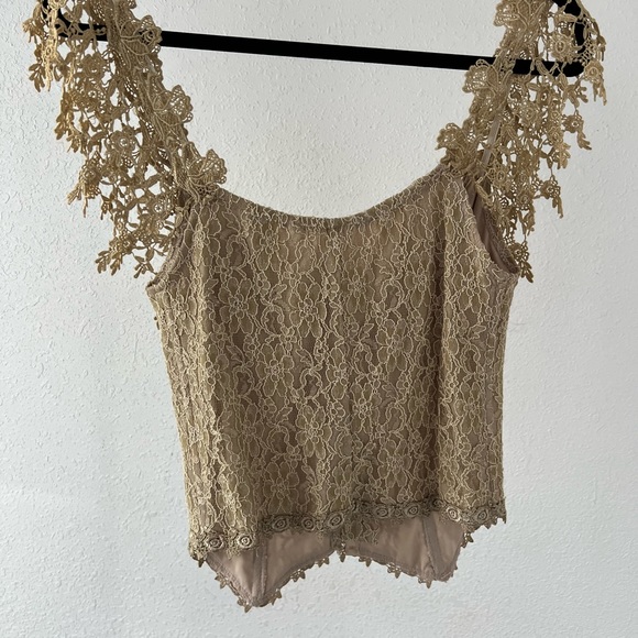 Vintage lace fringe top - Picture 5 of 10